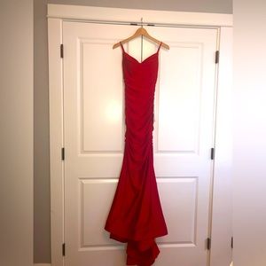 Prom Dress, maxi, ruched, train, NWT. Non-smoking home